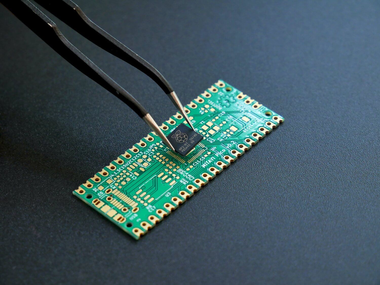 Stick image of a microchip