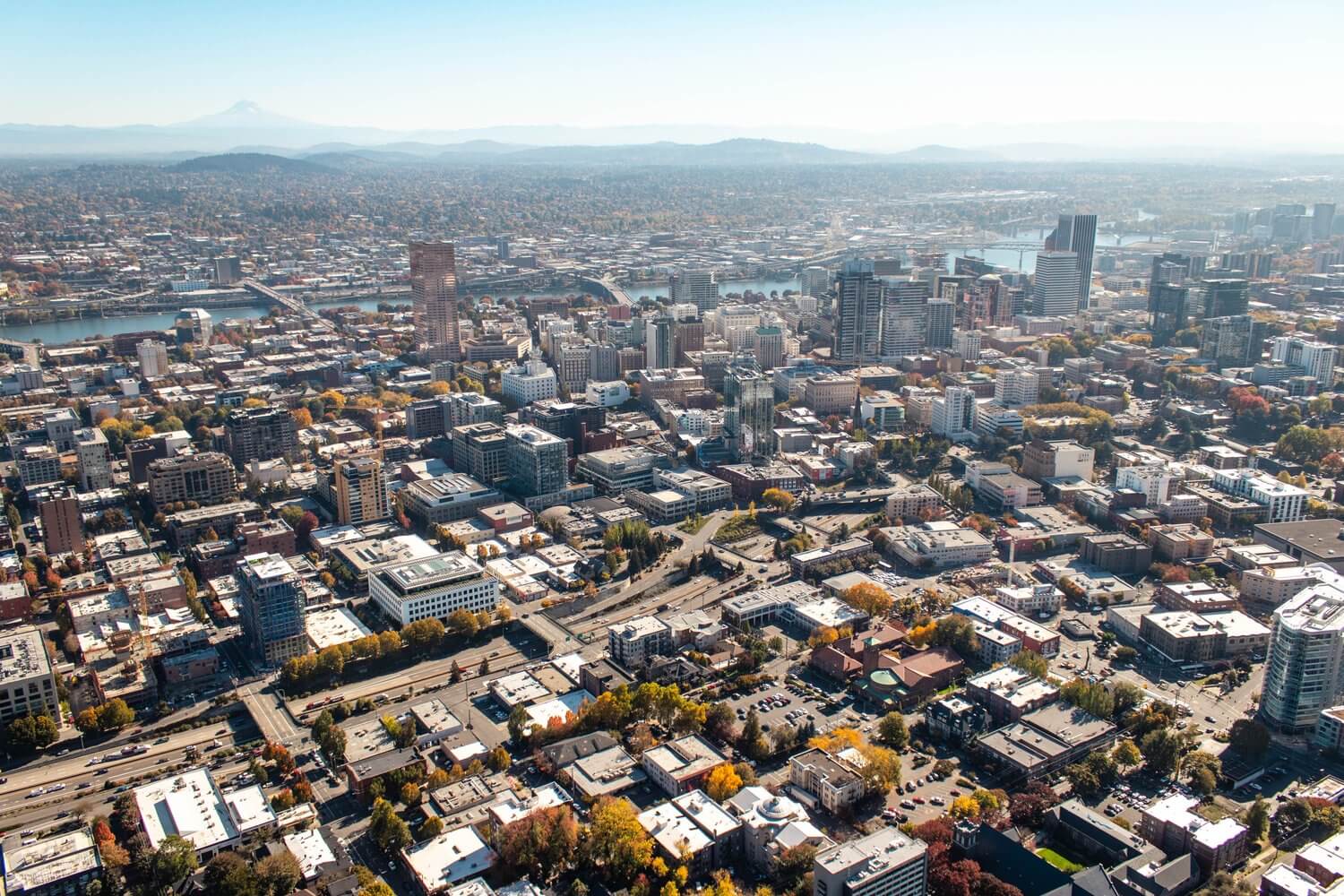 Elevated view of Portland, Oregon cityscape